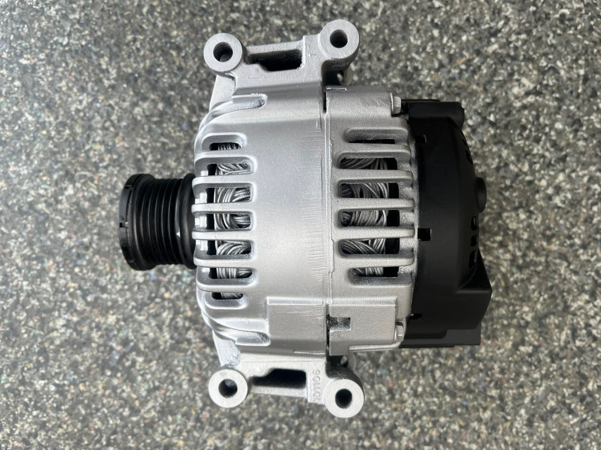 Alternator FOR Mercedes Benz C180 200 E200 E & C 220 250 2.1 Diesel