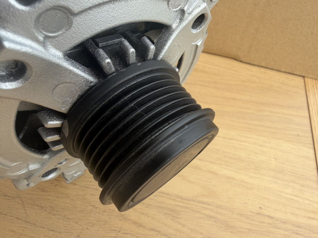 ALTERNATOR FOR AUDI A4 A5 2.0 TFSi 150 AMP 1042118690 1042118693 06L903024H