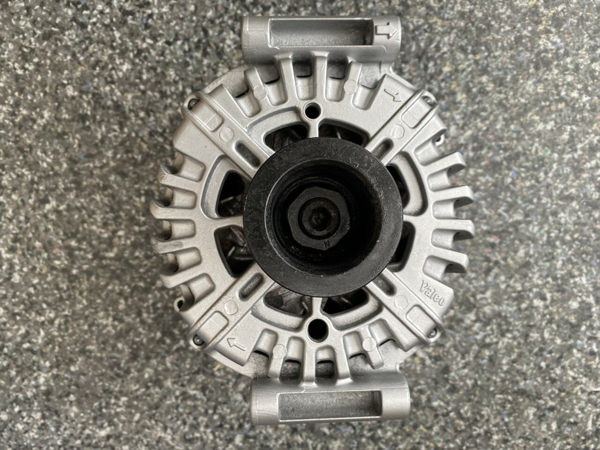 Alternator FOR Mercedes C200 E200 C220 GLC220 E220 V220 GLE250 2.1 2.2 Diesel - view 4
