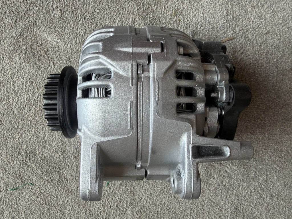 Alternator FOR VW California T5 Camper Multivan Transporter Touareg 2.5 Diesel