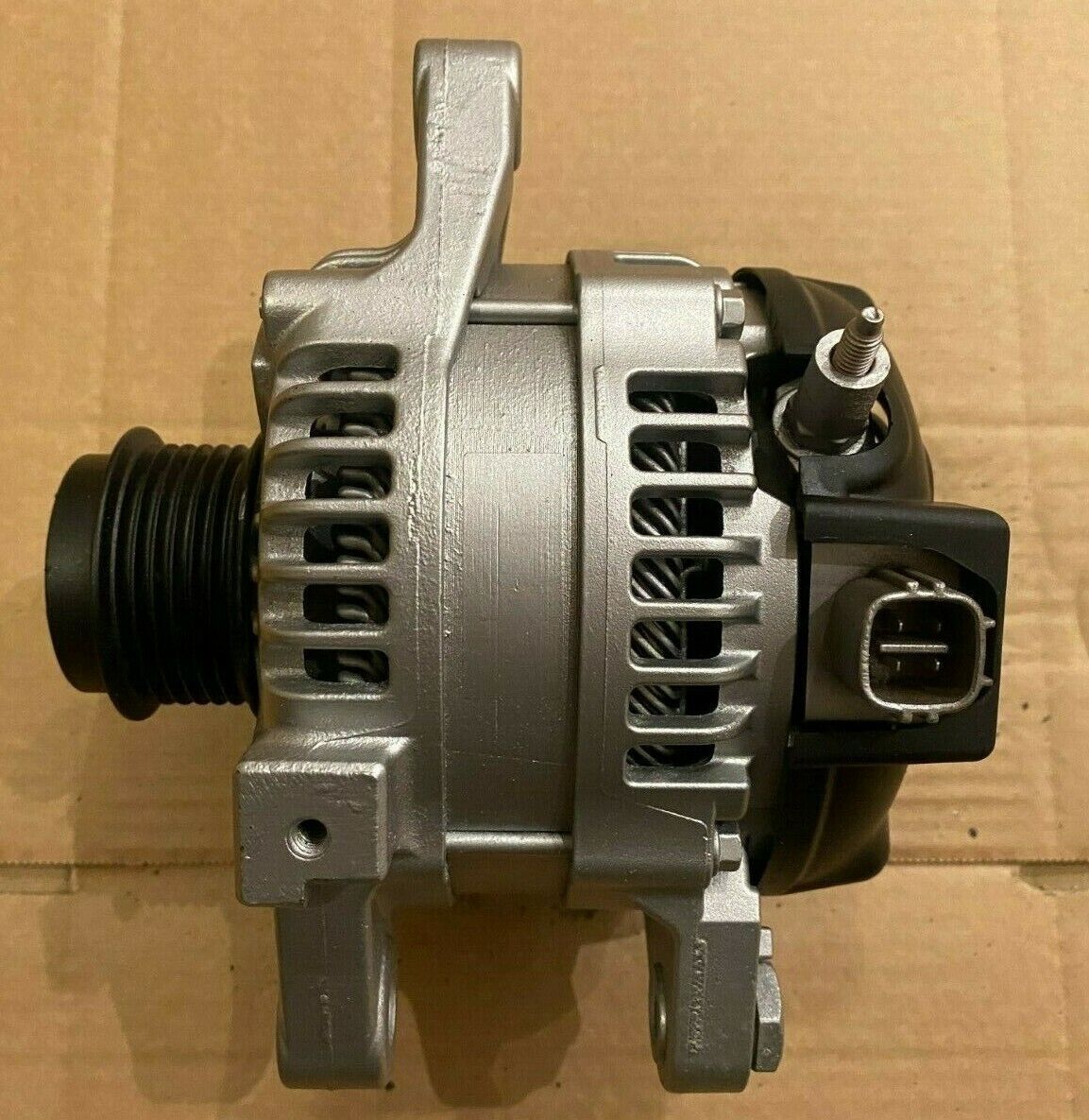 Alternator FOR Toyota Avensis 1.6 1.8 2.0 Auris Verso 1.6 1.8 Petrol
