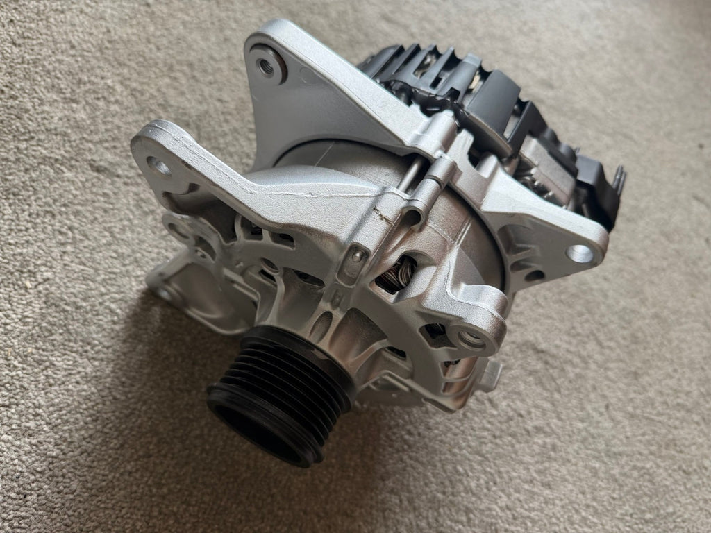 Alternator FOR Nissan Qashqai Renault Arkana Austral Captur 1.3 Petrol Hybrid - view 2