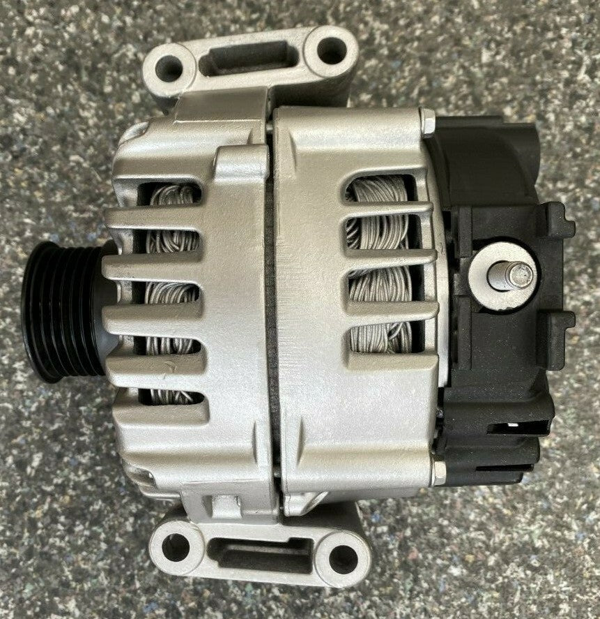 Alternator FOR Mercedes E220 E250 GLK200 GLK220 C220 Viano Vito 2.1 2.2 Diesel