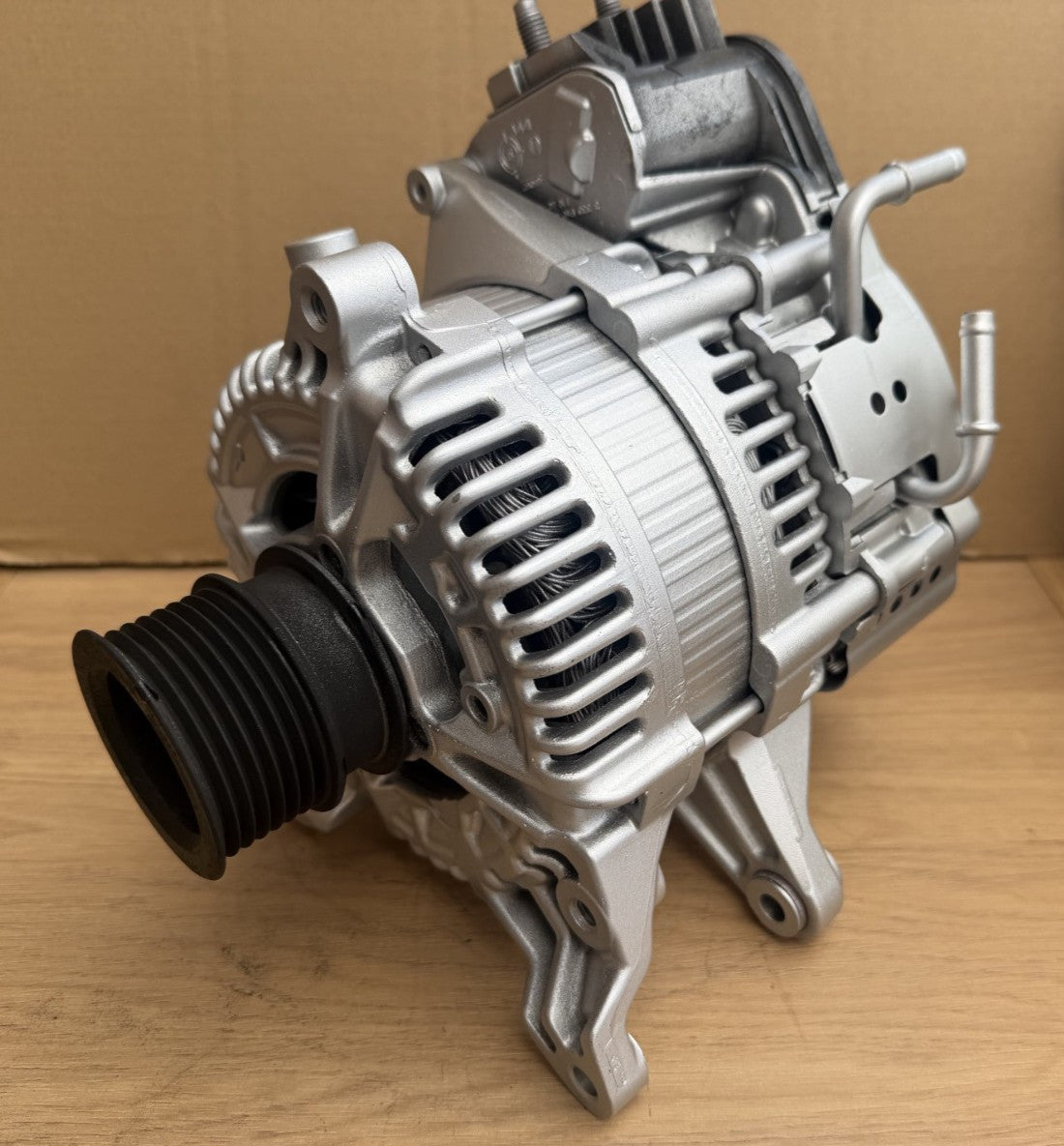 ALTERNATOR FOR MERCEDES C200 C300 CLS350 E200 E300 E350 HYBRID STARTER 210A