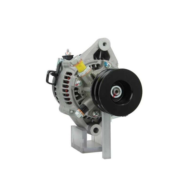 Alternator FOR Toyota Cressida Hi-Ace HiAce Landcruiser Diesel 2.4 TD Hi-Lux 3.0
