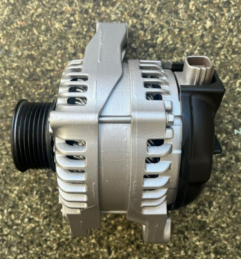 Alternator FOR Honda 2.4 130 AMP I-VTEC Denso 1042103970 104210-3970 Honda CSC97