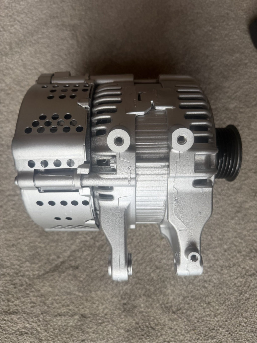 Alternator FOR Ford Fiesta Focus Puma L1TA11238AA L1TA11238AB L1TA11238AD 210 A - view 2